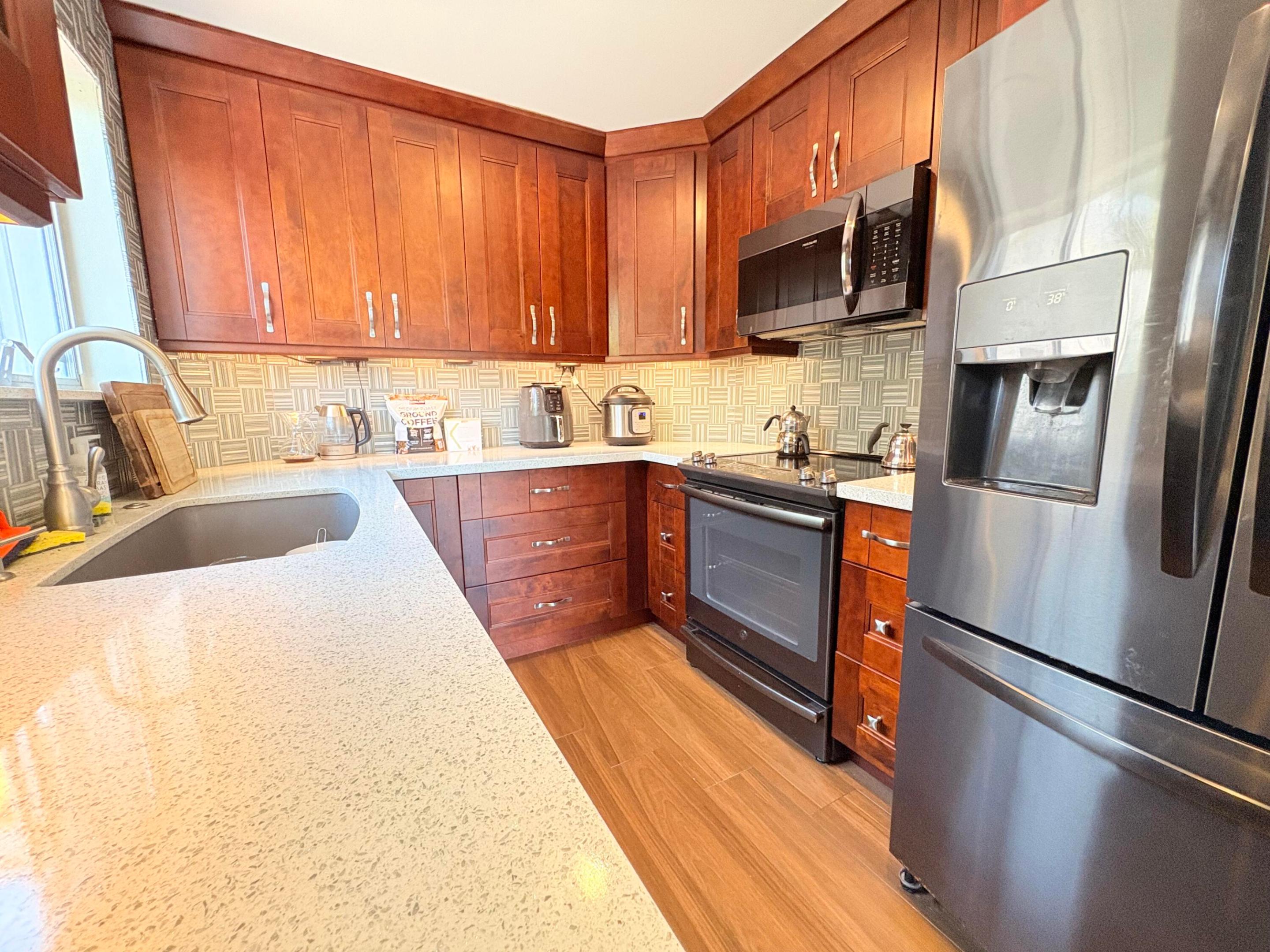 CORAL POINT NORTH - Residential