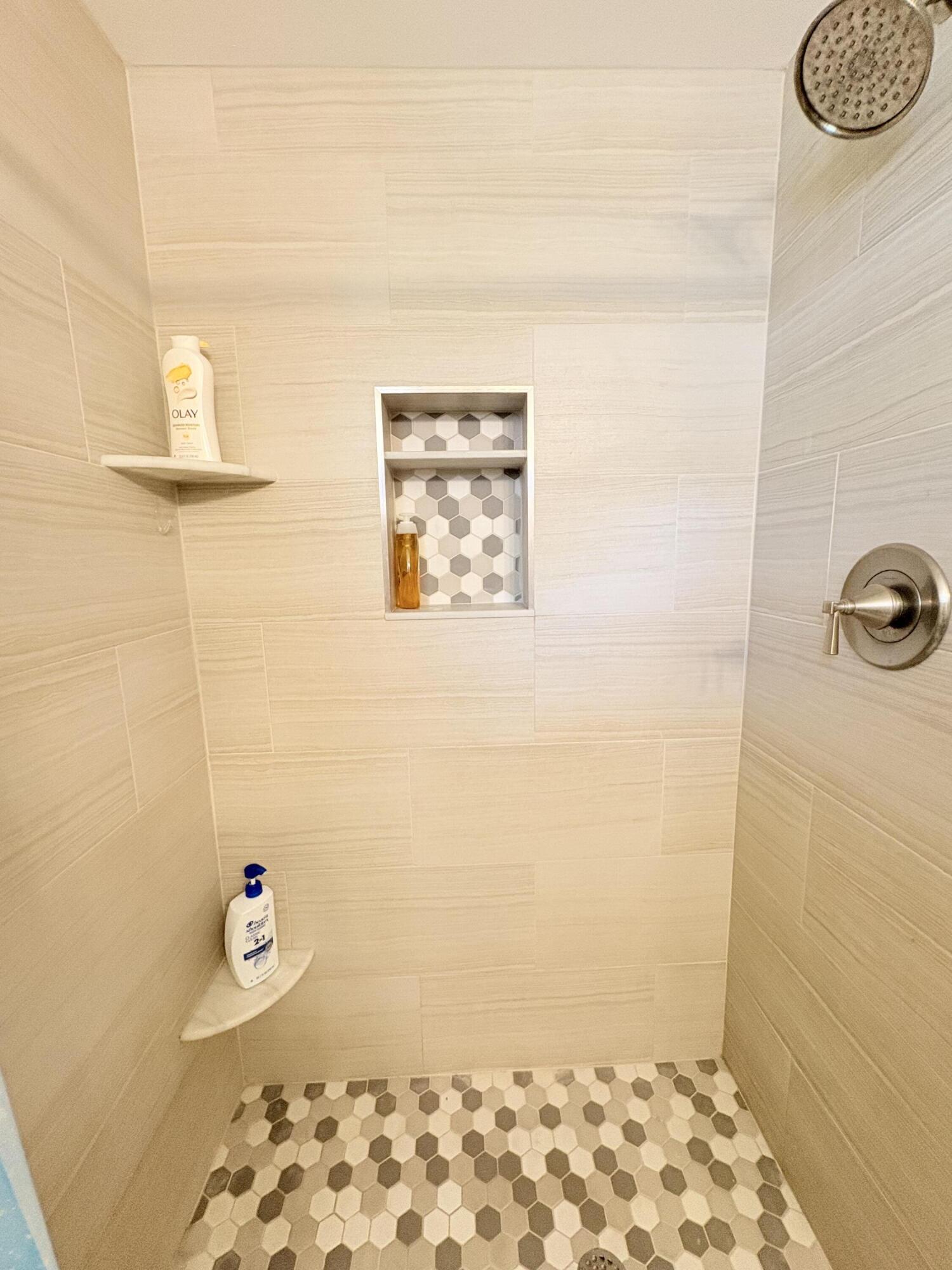 CORAL POINT NORTH - Residential