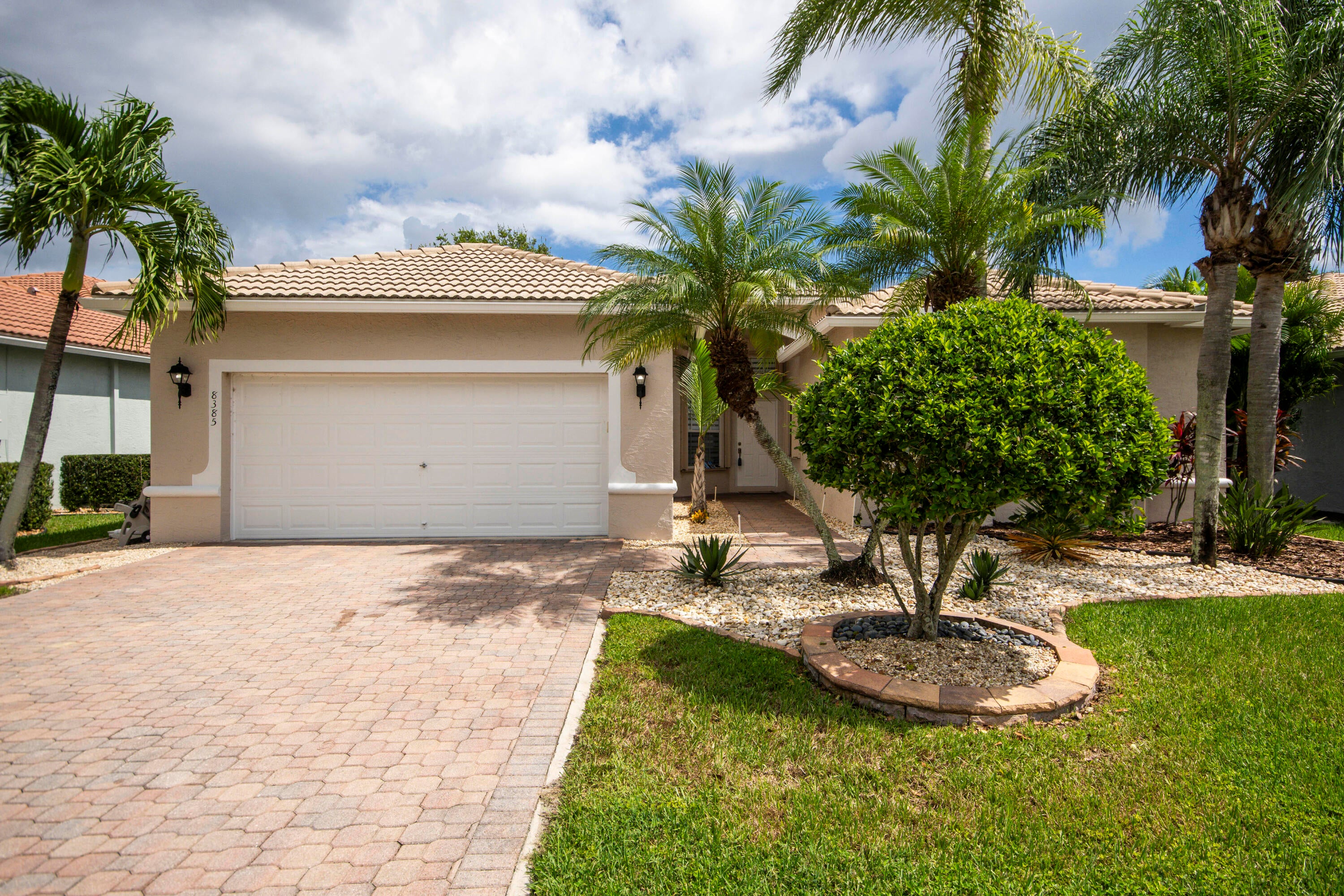 8385 Grand Messina Circle