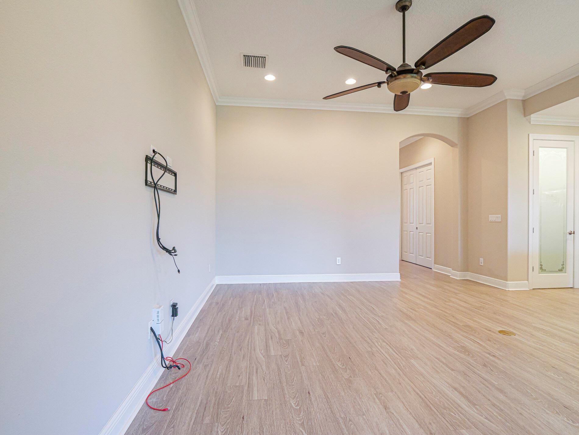 Villas at 3 Oaks - Residential