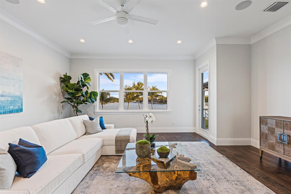 Pennock Point - Residential