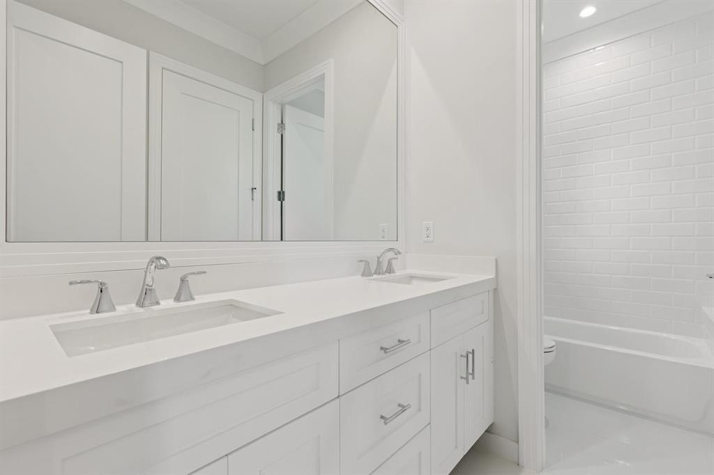 Pennock Point - Residential