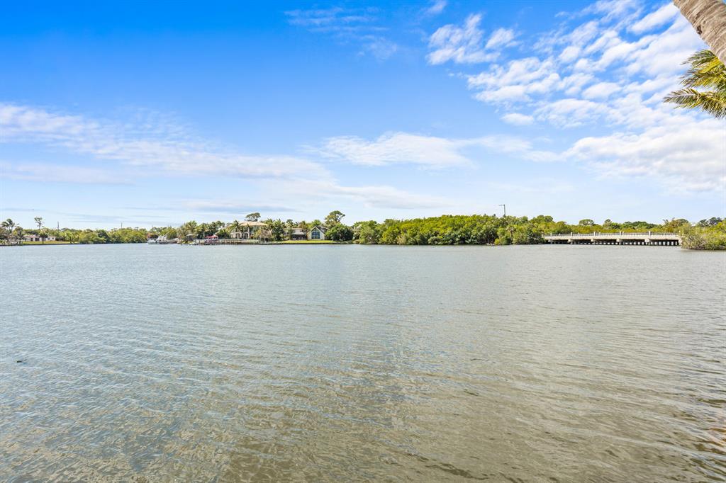 Pennock Point - Residential