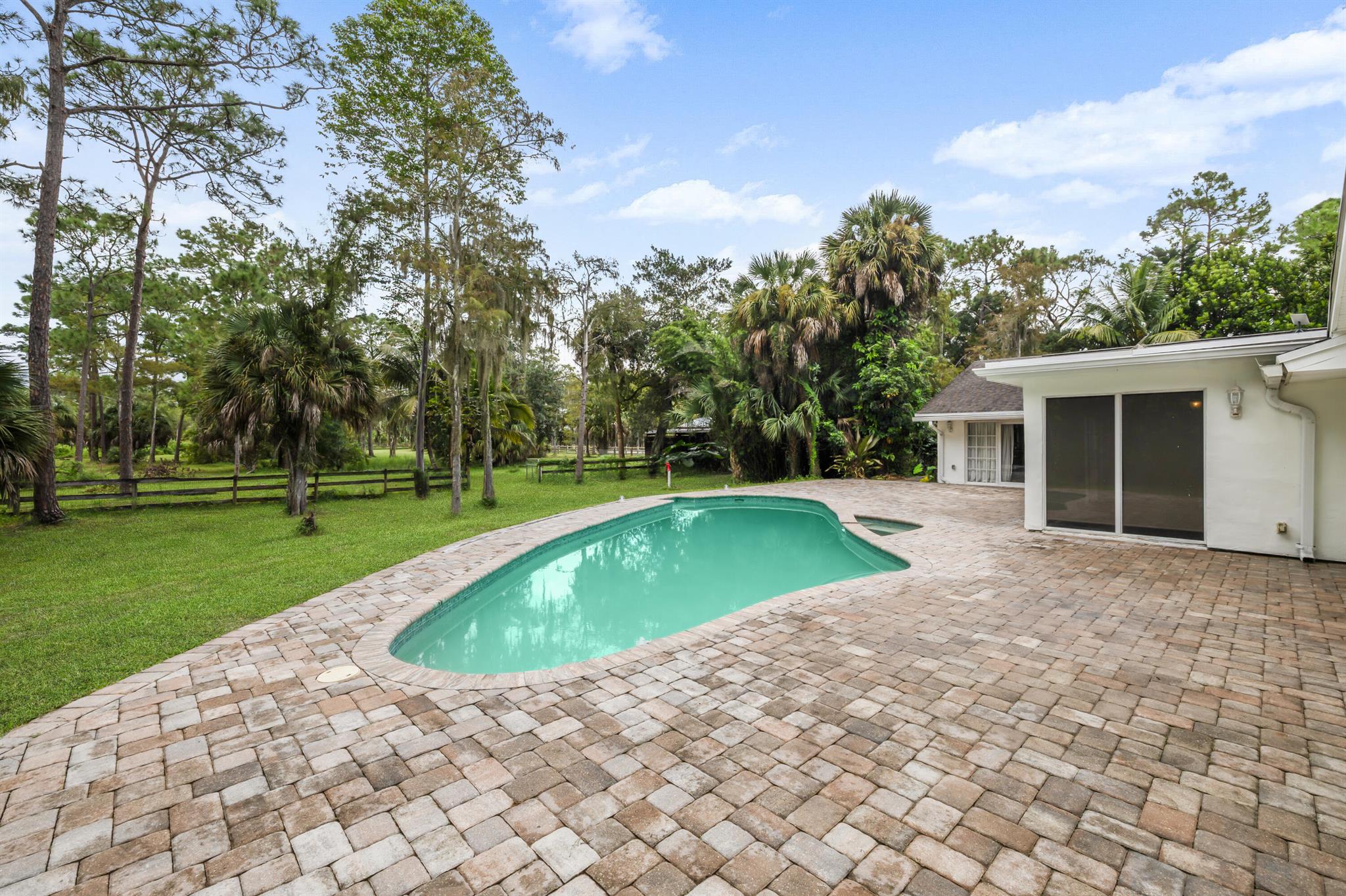 DEER RUN - Residential