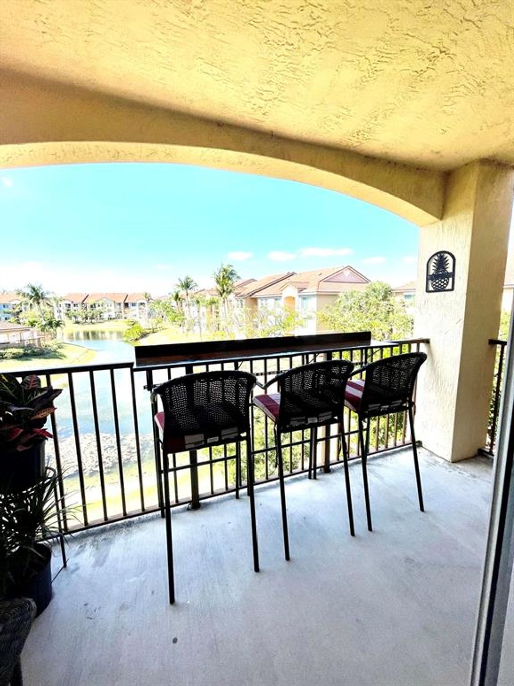 Photo of 122 Villa Circle #122, Boynton Beach, FL 33435 (MLS # R10872188)