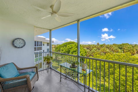 Tiny photo for 3960 Oaks Clubhouse Drive #504, Pompano Beach, FL 33069 (MLS # B26070571)