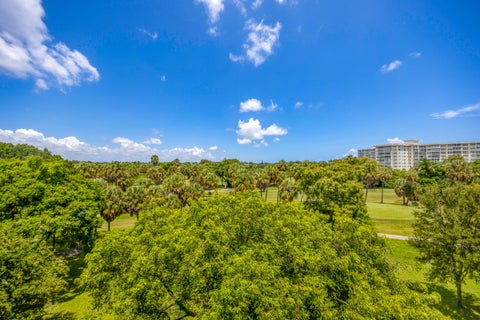 Tiny photo for 3960 Oaks Clubhouse Drive #504, Pompano Beach, FL 33069 (MLS # B26070571)