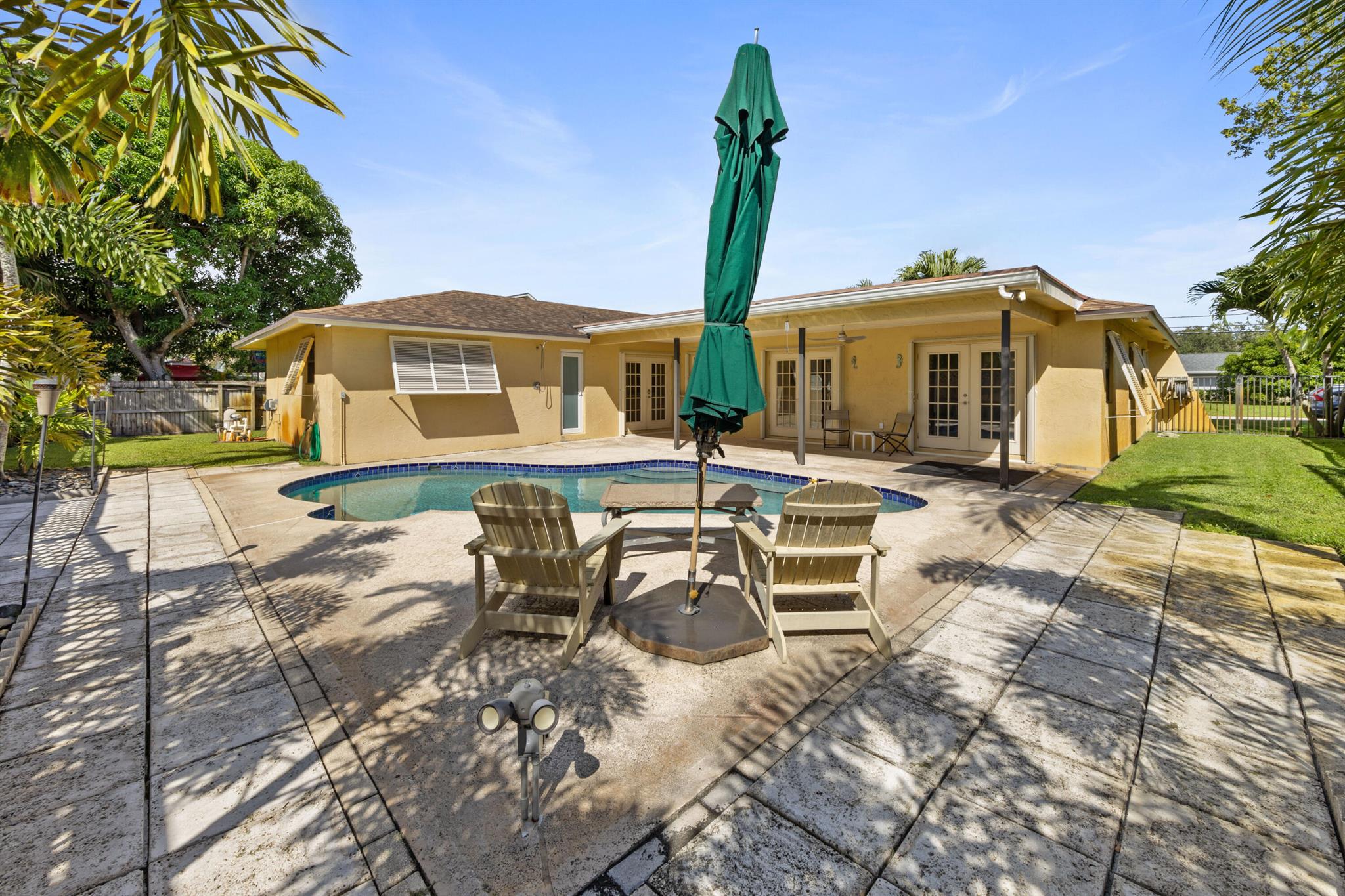 FLORAL PARK LANTANA - Residential