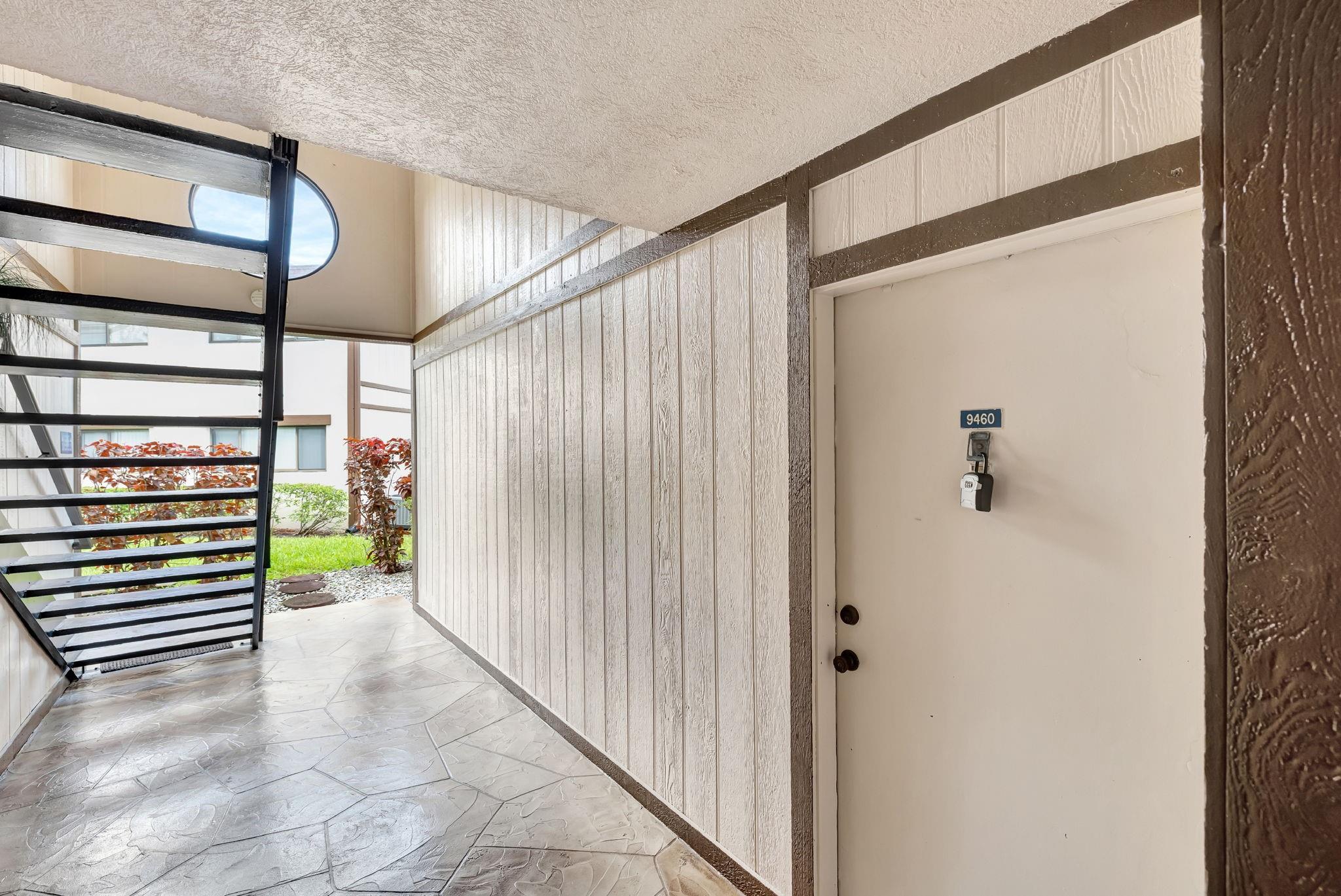 9460 S Belfort Cir L3-111
