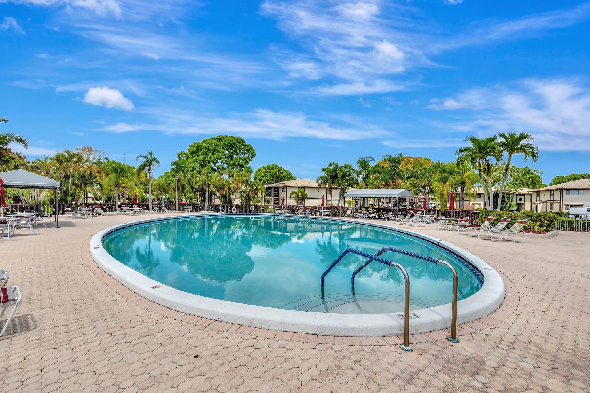 KINGS POINT IN TAMARAC - Residential