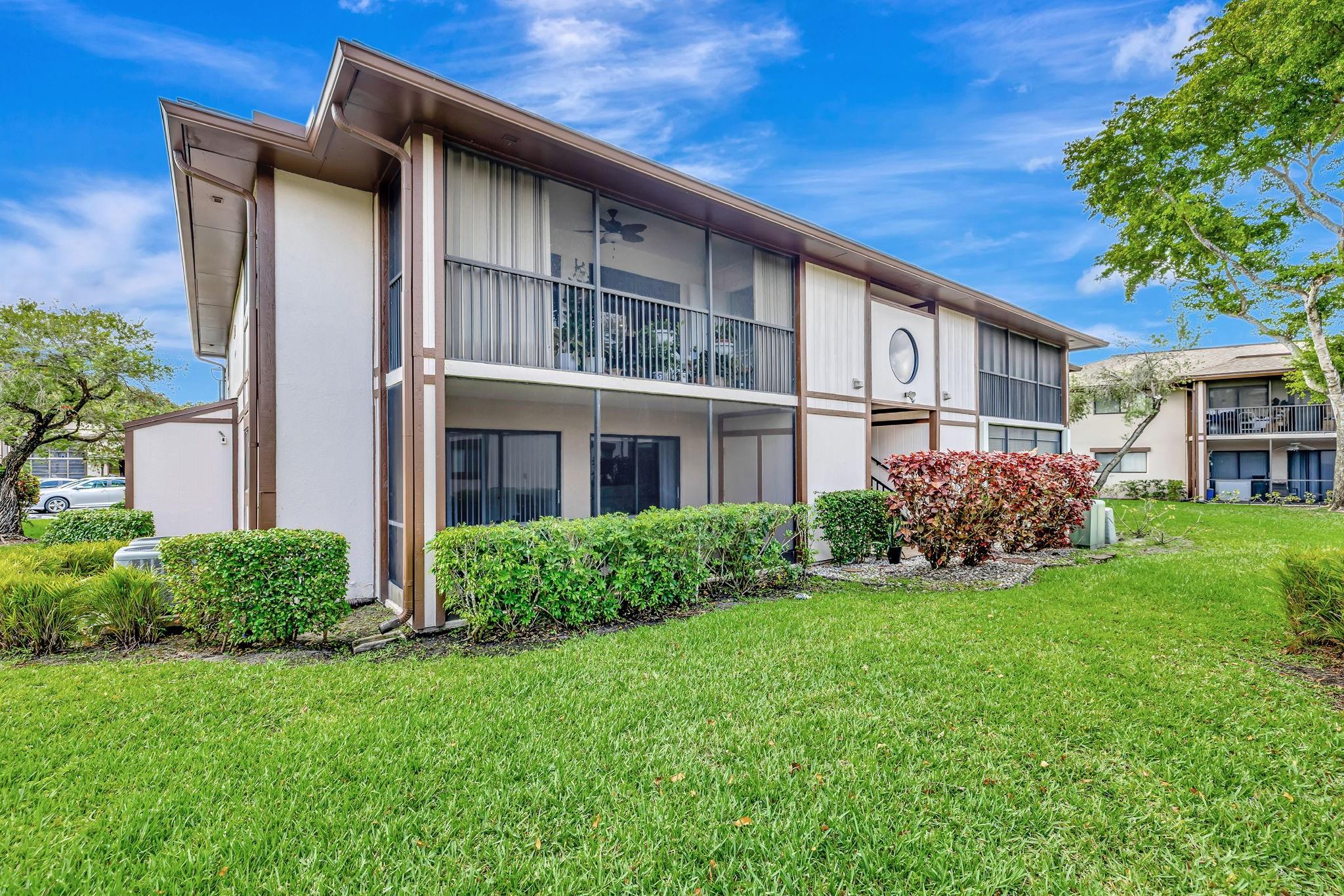 KINGS POINT IN TAMARAC - Residential