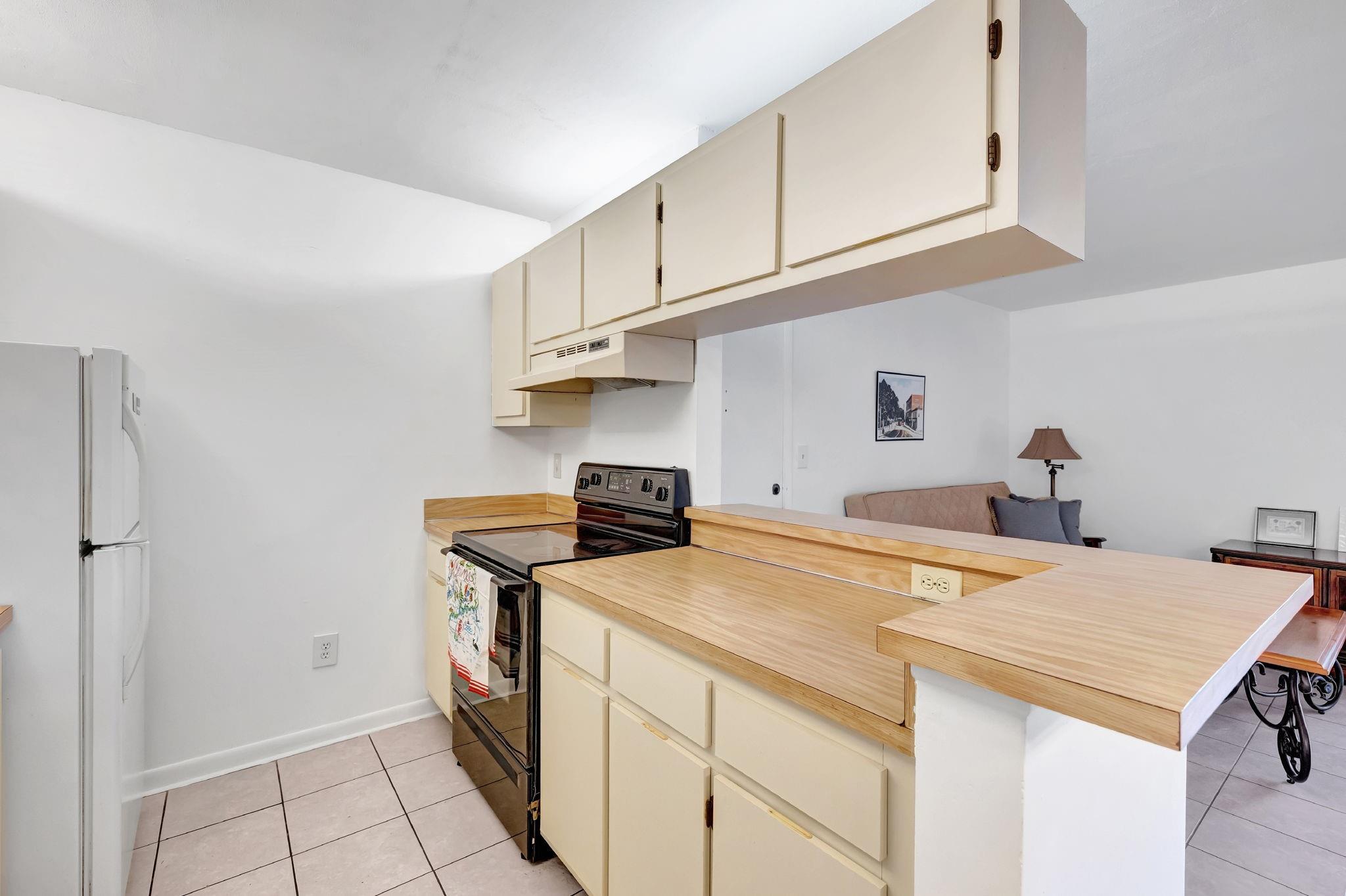 KINGS POINT IN TAMARAC - Residential