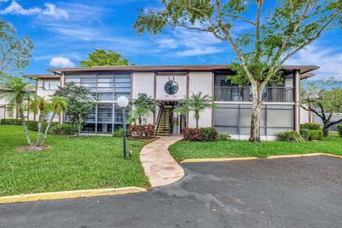 9460 S Belfort Cir L3-111 Tamarac FL 33321