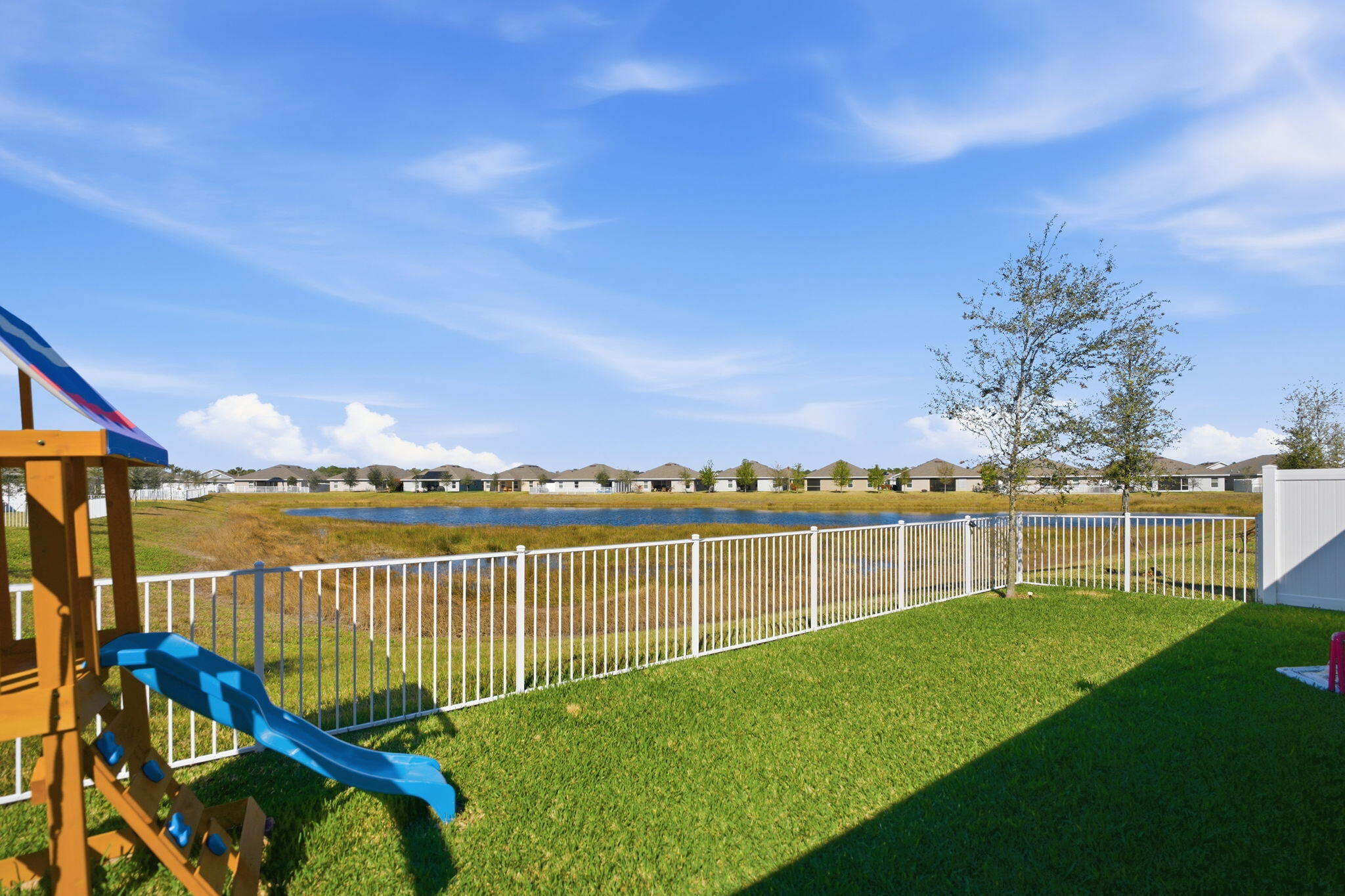 WATERSTONE PHASE THREE - Residential