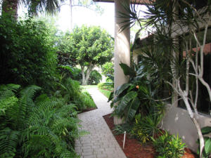 BREAKERS WEST 6 - Residential Lease