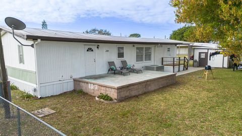 A home in Okeechobee