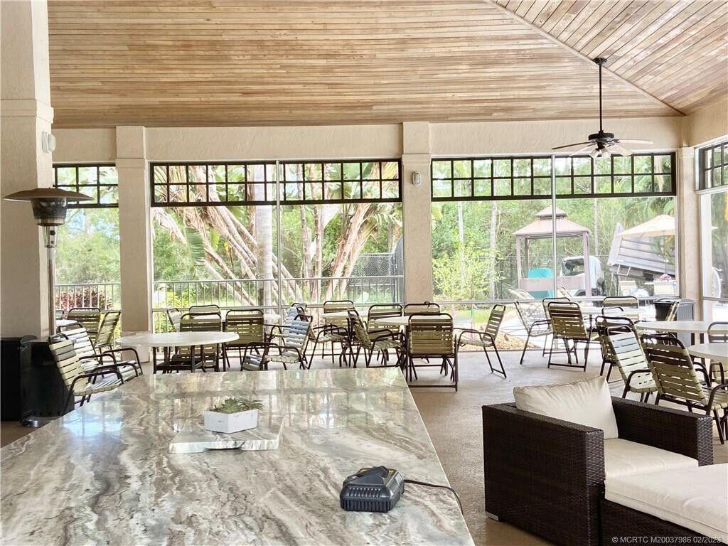 LAKE LUCIE ESTATES - Residential Lease