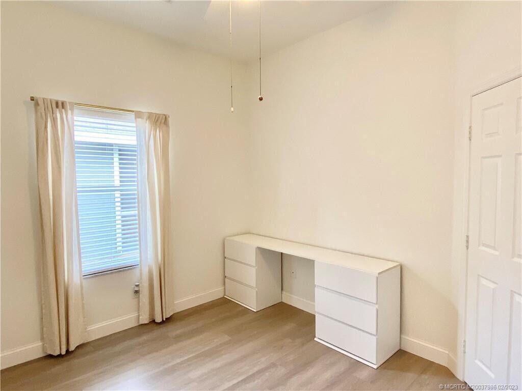 LAKE LUCIE ESTATES - Residential Lease