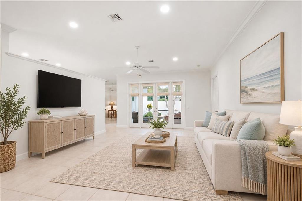 8421 SABAL PALM Court 8421, Indian River Shores, FL, 32963/$499,000 4 8421 SABAL PALM Court 8421