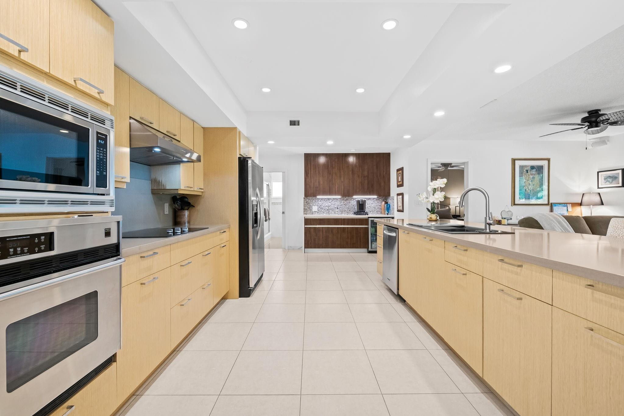 HARBOR VILLAGE SEC - Residential Lease