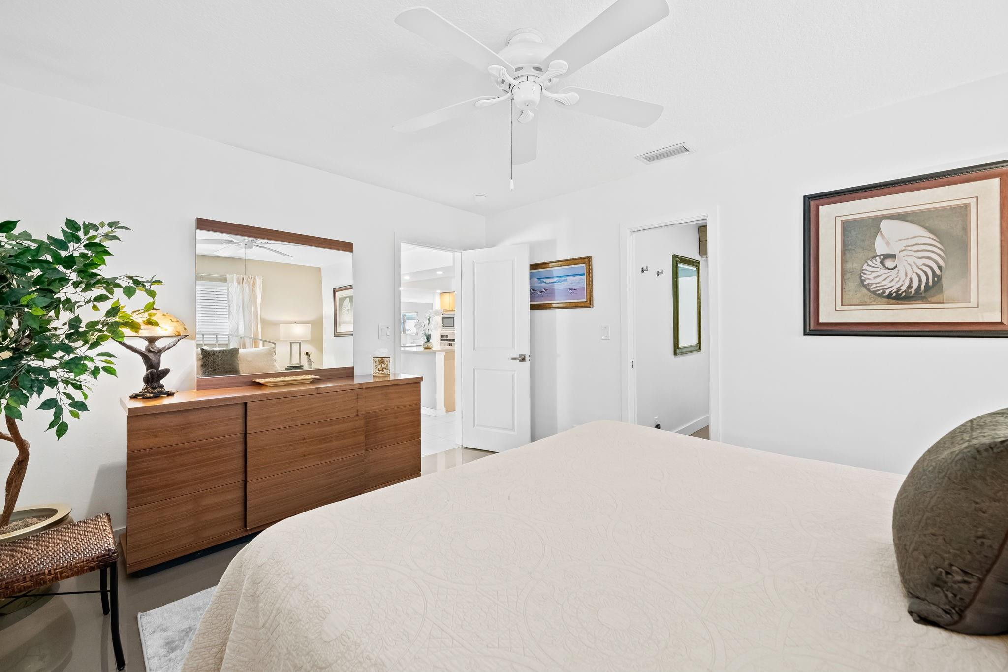 HARBOR VILLAGE SEC - Residential Lease