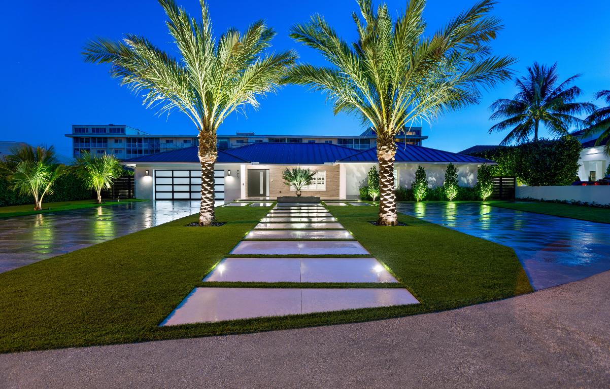 LAKE ROGERS ISLE UNIT E - Residential