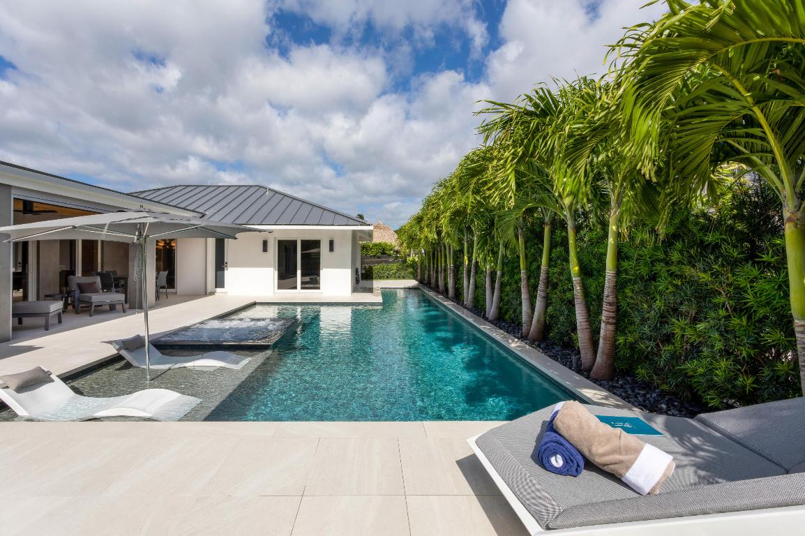 LAKE ROGERS ISLE UNIT E - Residential