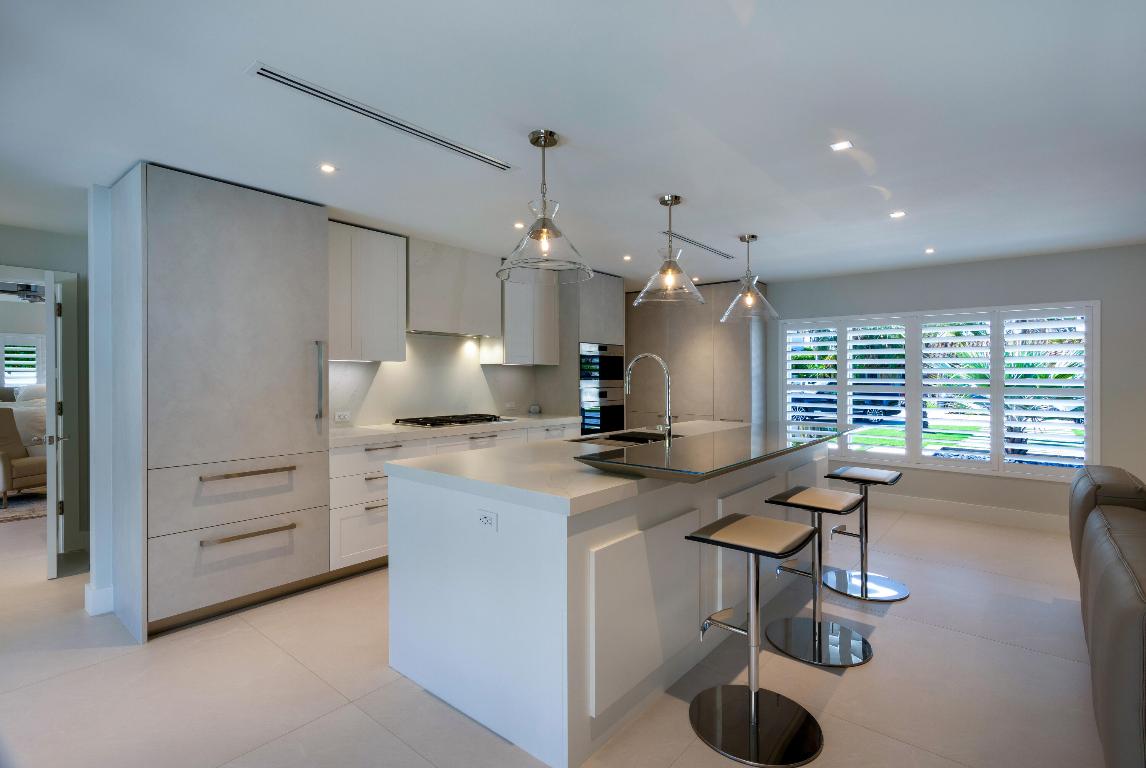 LAKE ROGERS ISLE UNIT E - Residential