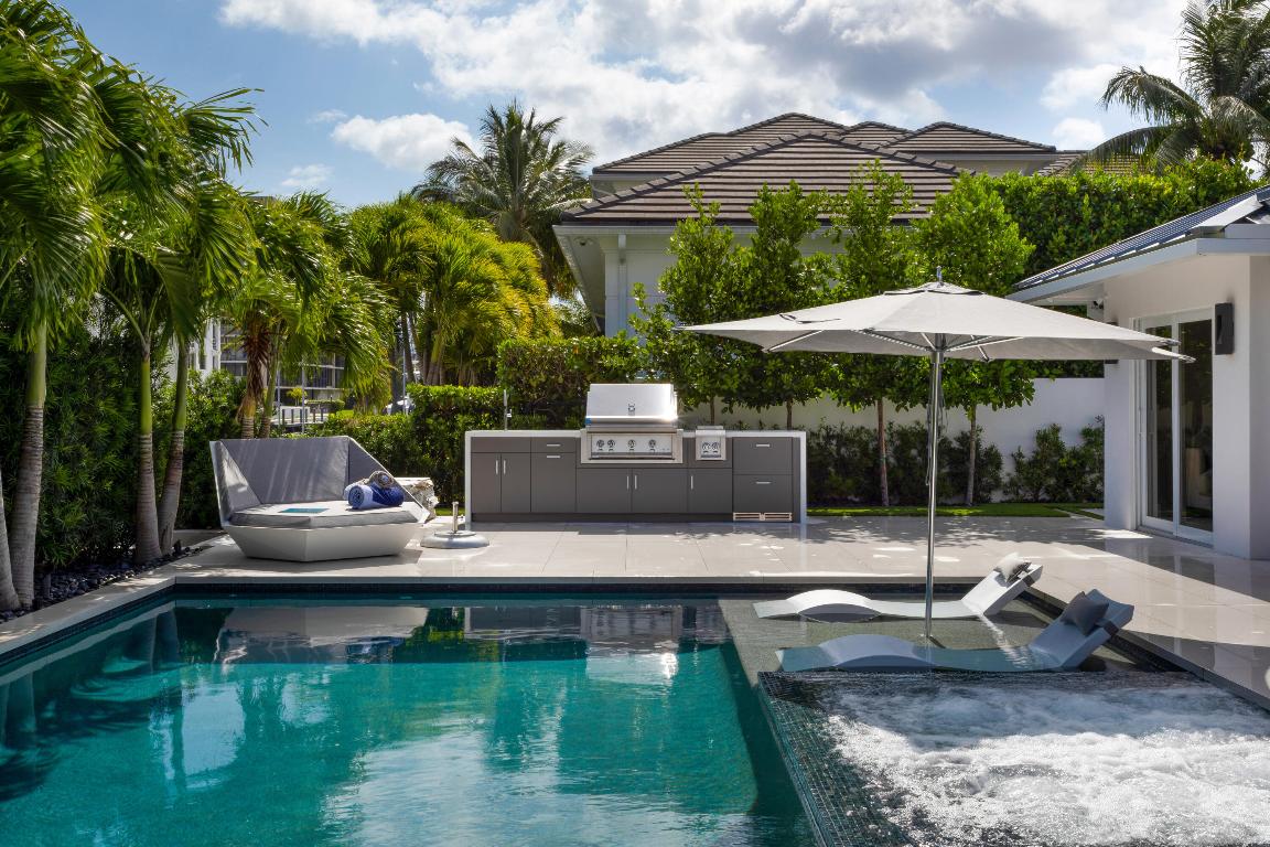 LAKE ROGERS ISLE UNIT E - Residential