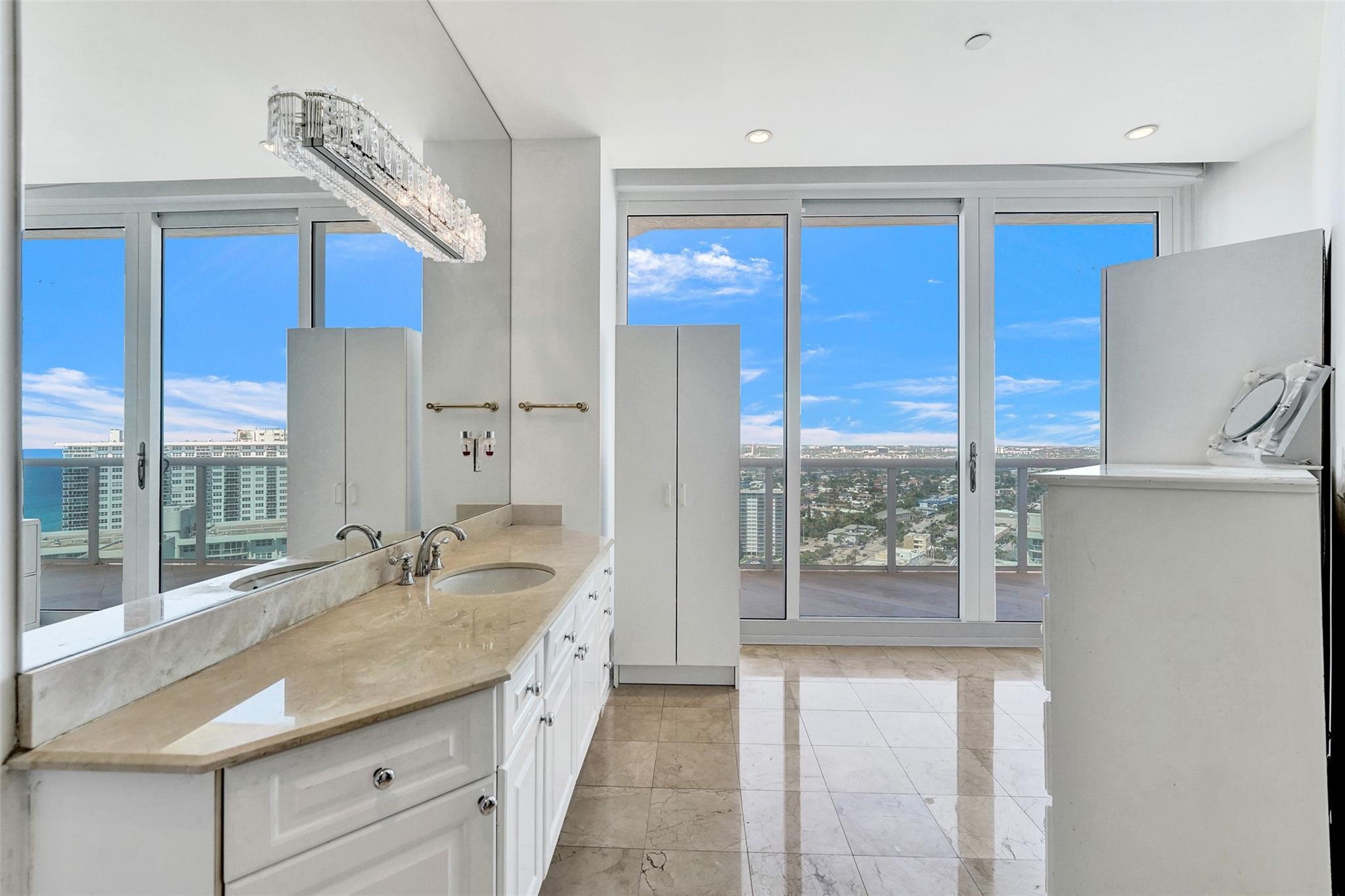 L'Hermitage - Residential