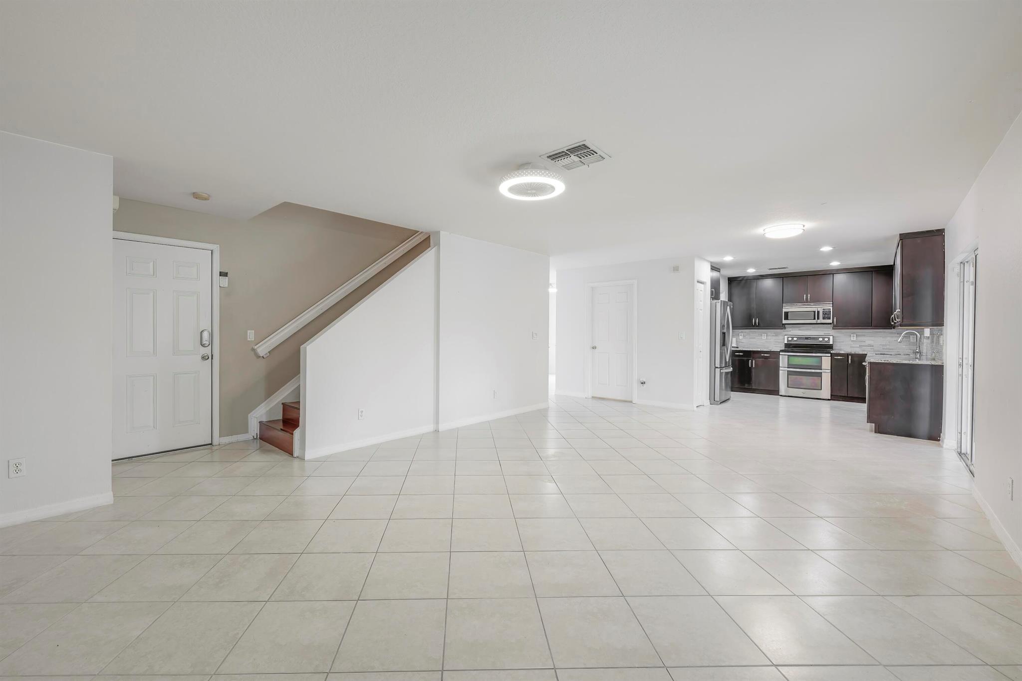 FOURTH  REPLAT OF PORTOFI - Residential