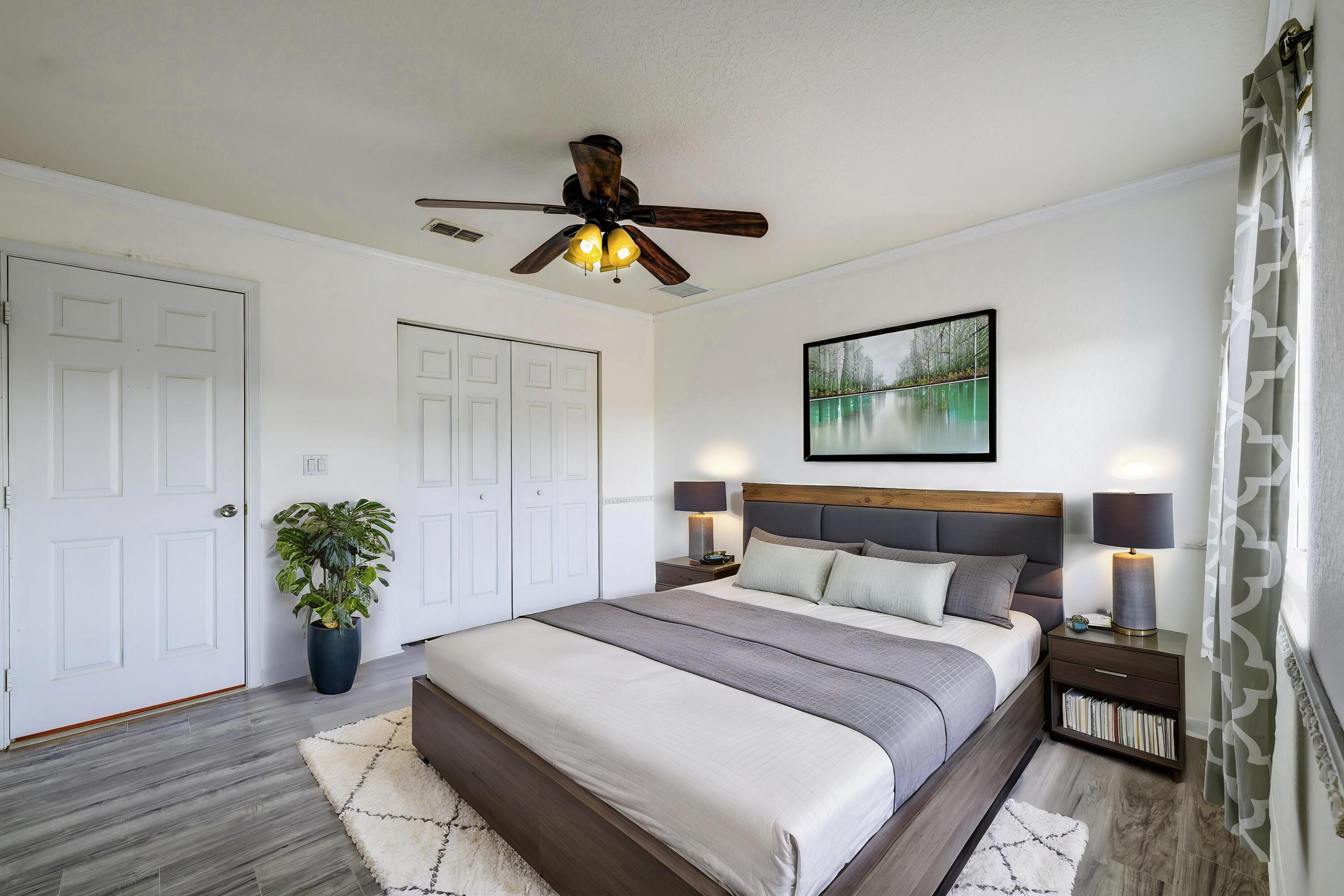 FOURTH  REPLAT OF PORTOFINO ISLES - Residential