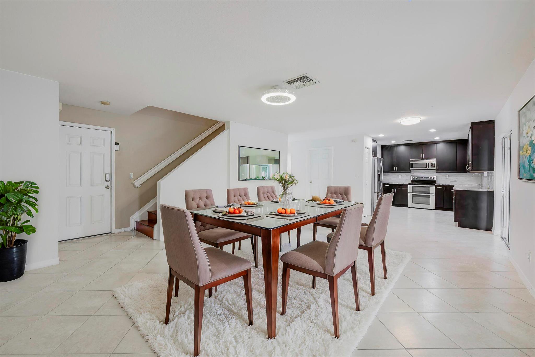 FOURTH  REPLAT OF PORTOFI - Residential