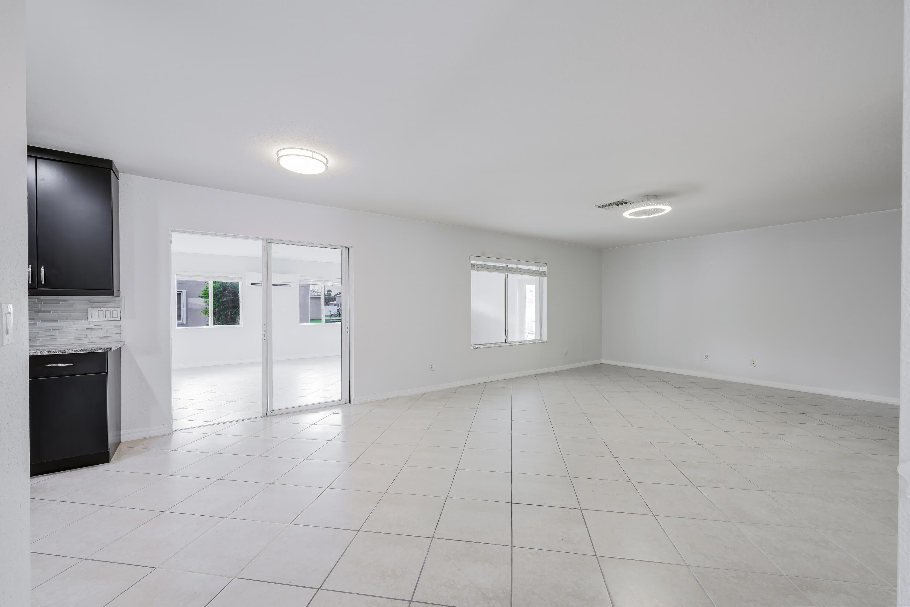 FOURTH  REPLAT OF PORTOFINO ISLES - Residential