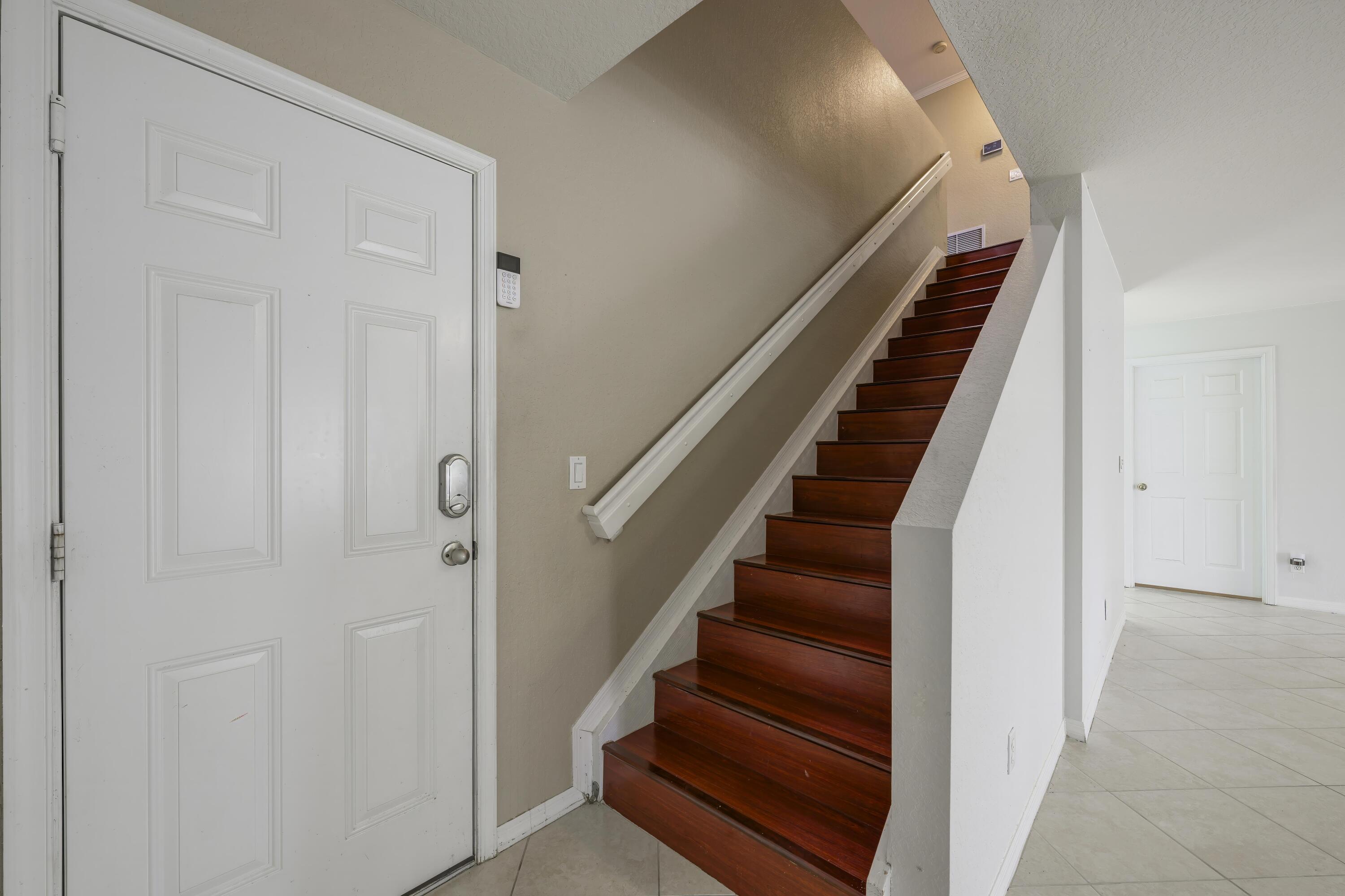 FOURTH  REPLAT OF PORTOFINO ISLES - Residential