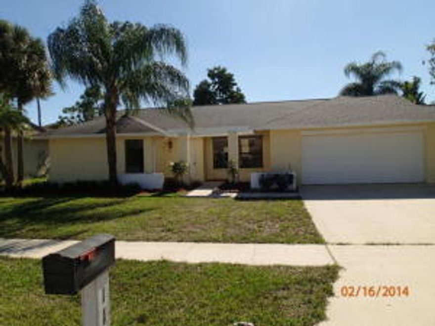 Beautiful three bedroom home with a pool located in a great area. The interior has brand new paint, carpet, fans, fixtures, and stainless steel appliances in the kitchen. The exterior has brand new paint. Kitchen has granite counters.