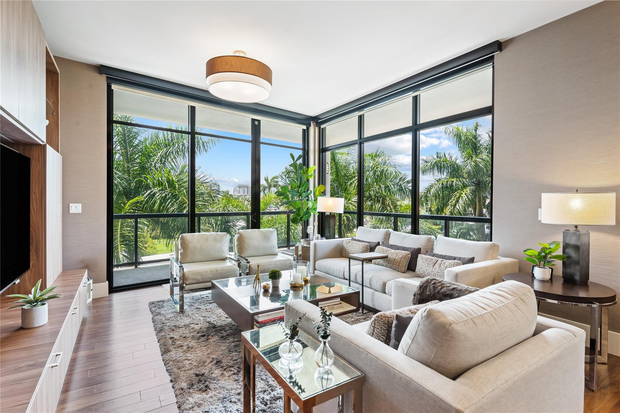 2770 NE 14th Street 306