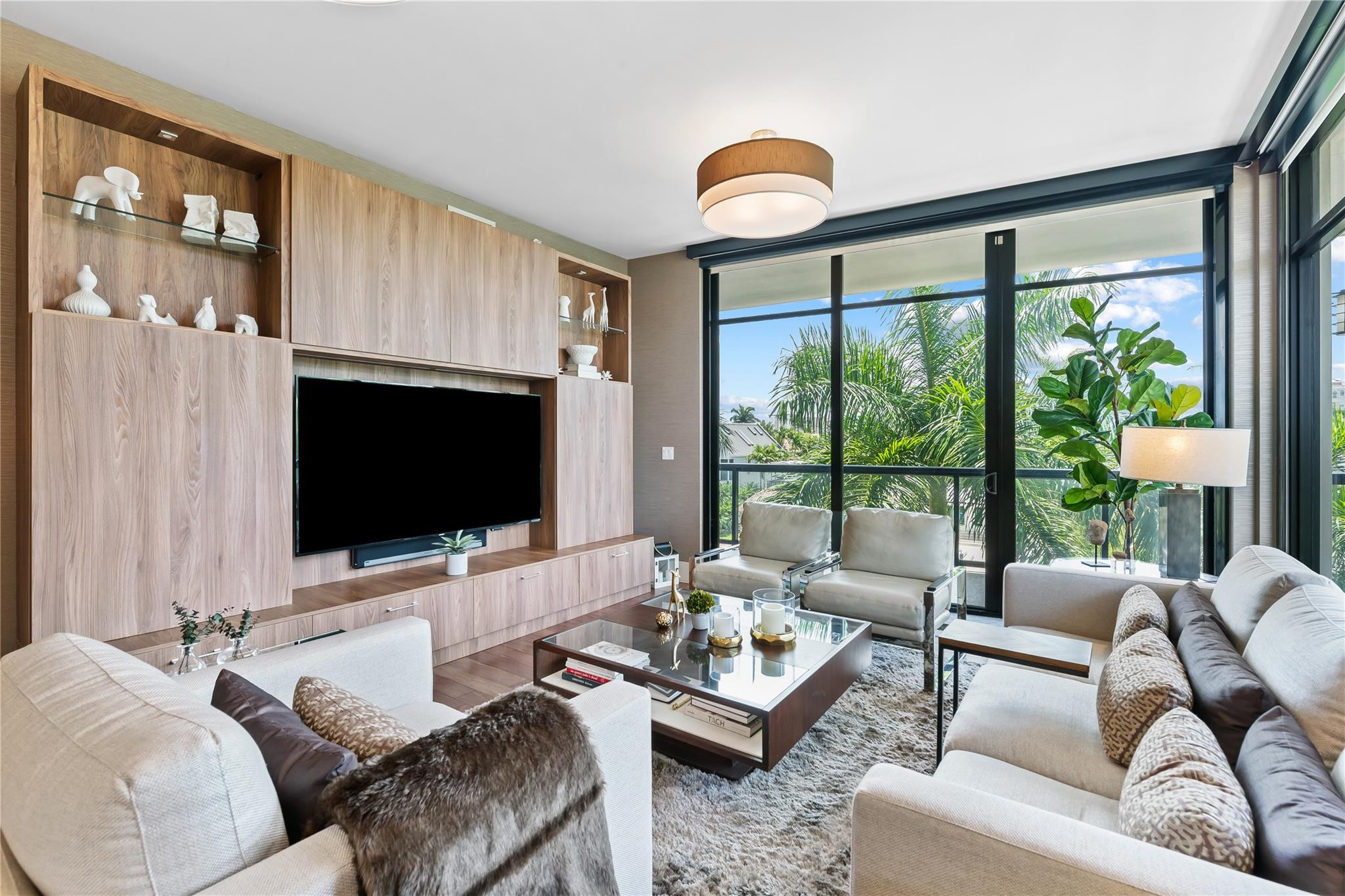 2770 NE 14th Street 306