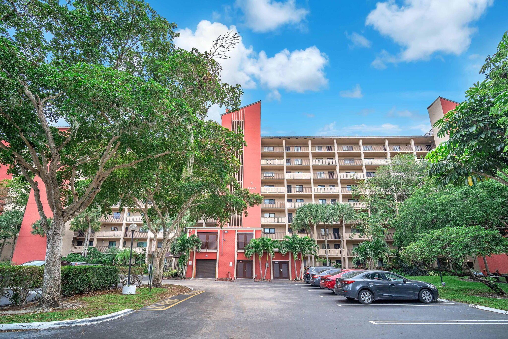 2202 S Cypress Bend Drive 903