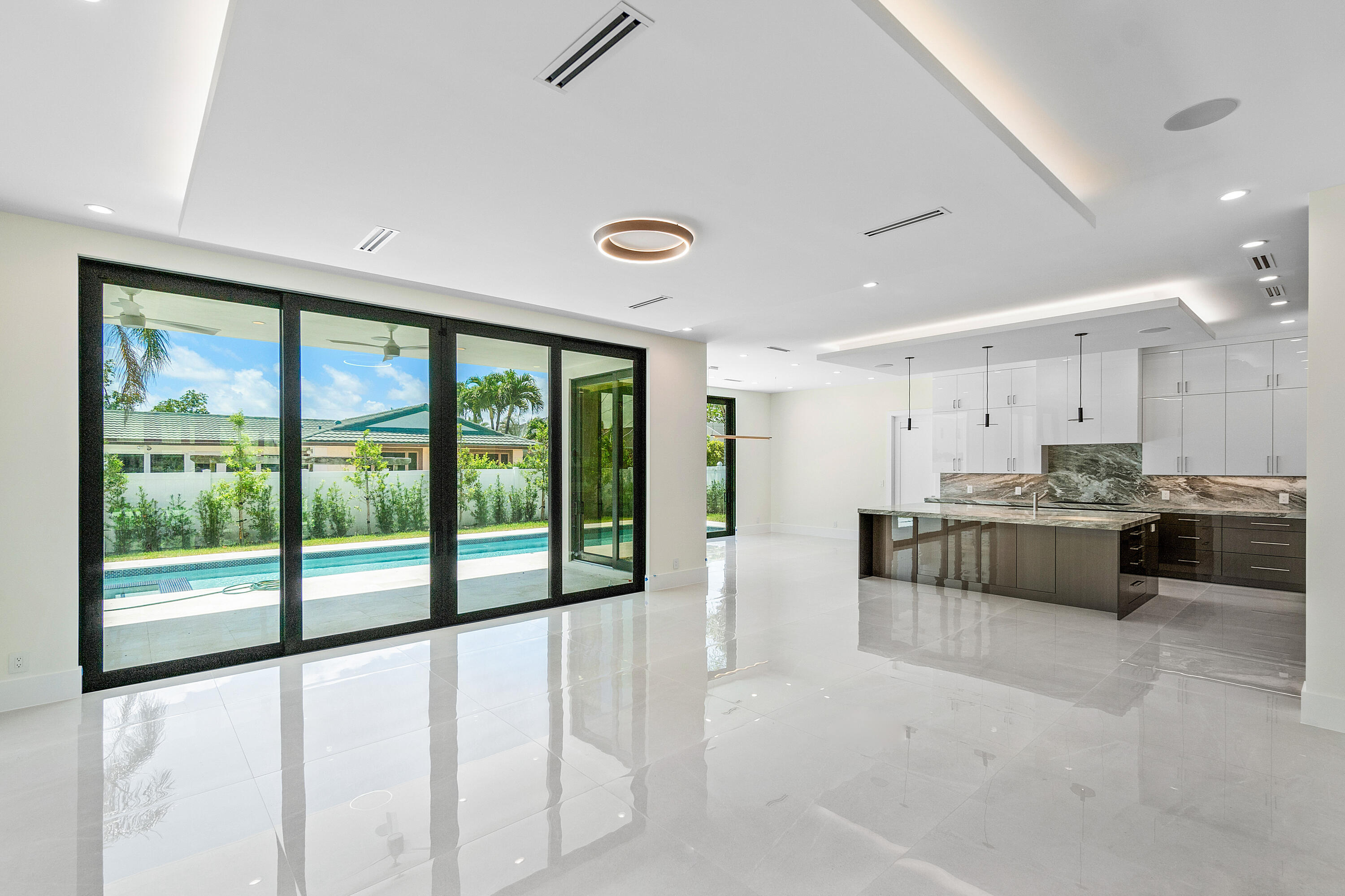 BELLE TERRE - Residential