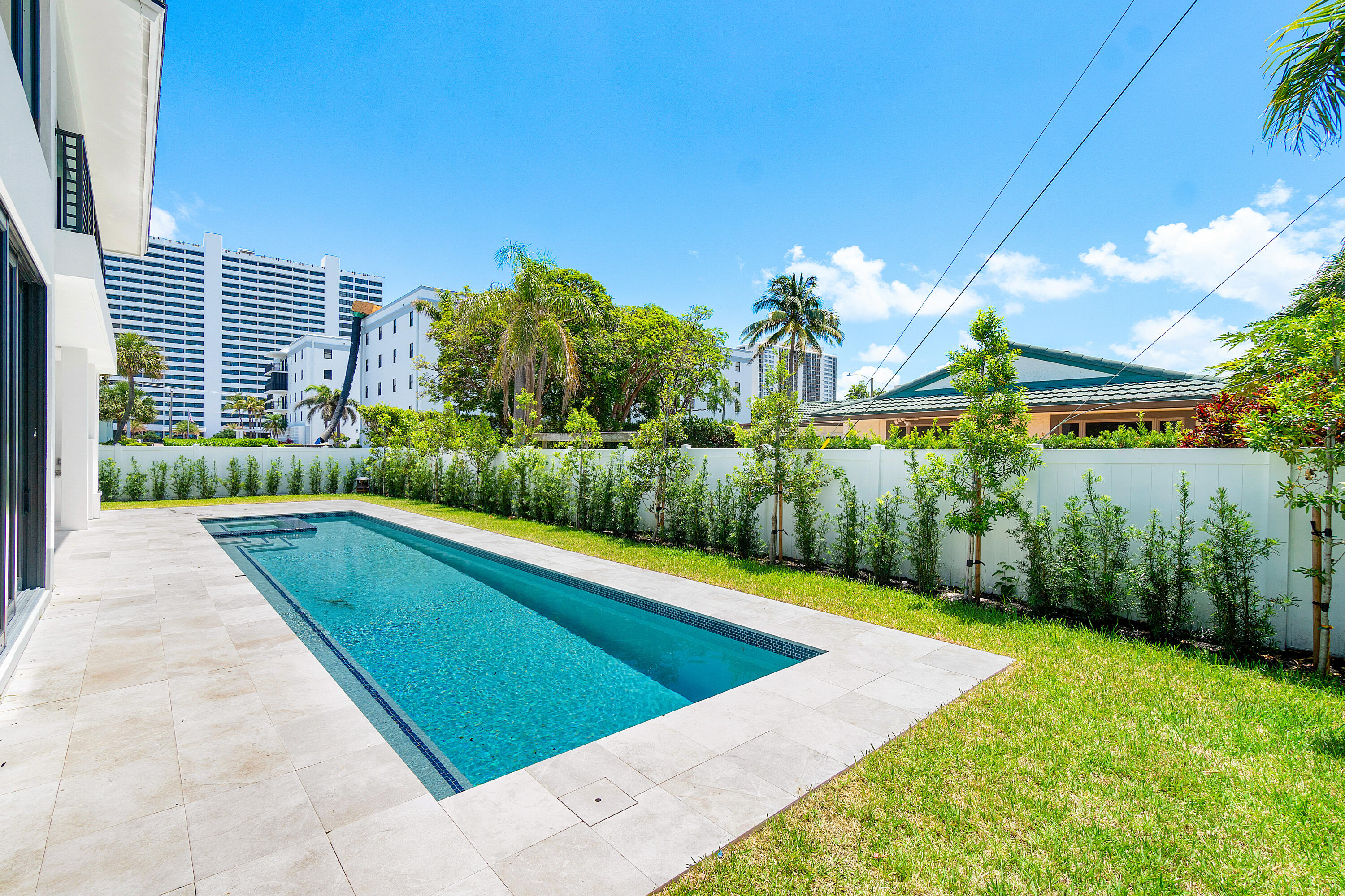 BELLE TERRE - Residential