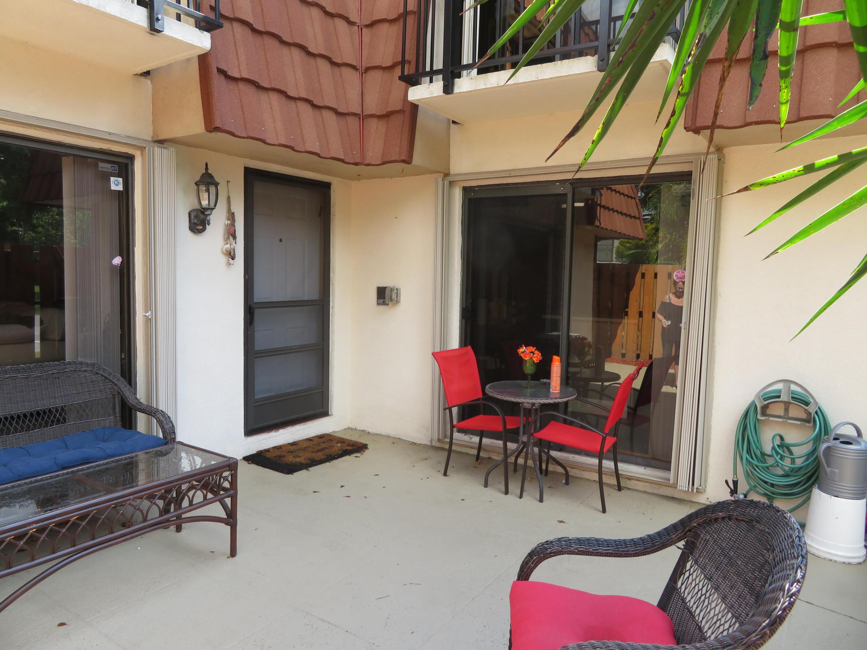 SPANISH WELLS CONDO I - Residential Lease