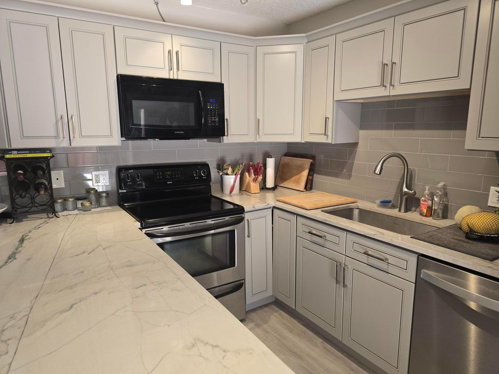Photo of 3006 San Clara Drive #10-c, Delray Beach, FL 33445 (MLS # B26026923)