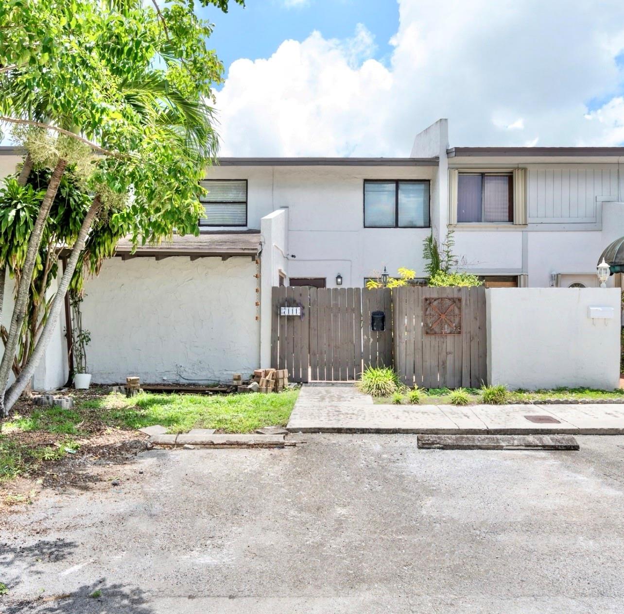 7111 SW 111th Pl 7111