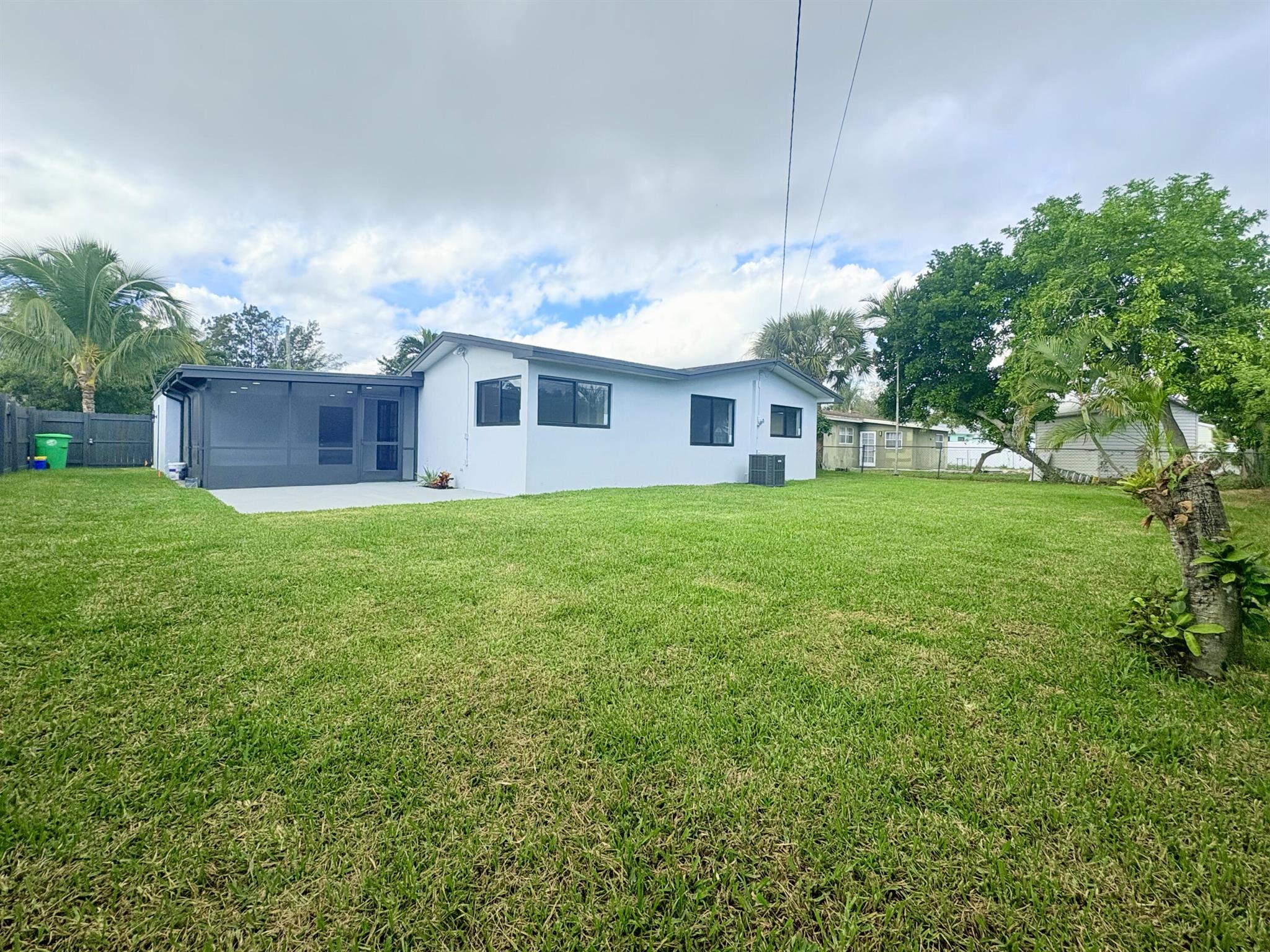 PALM SPRINGS VILLAGE PL 1 - Residential