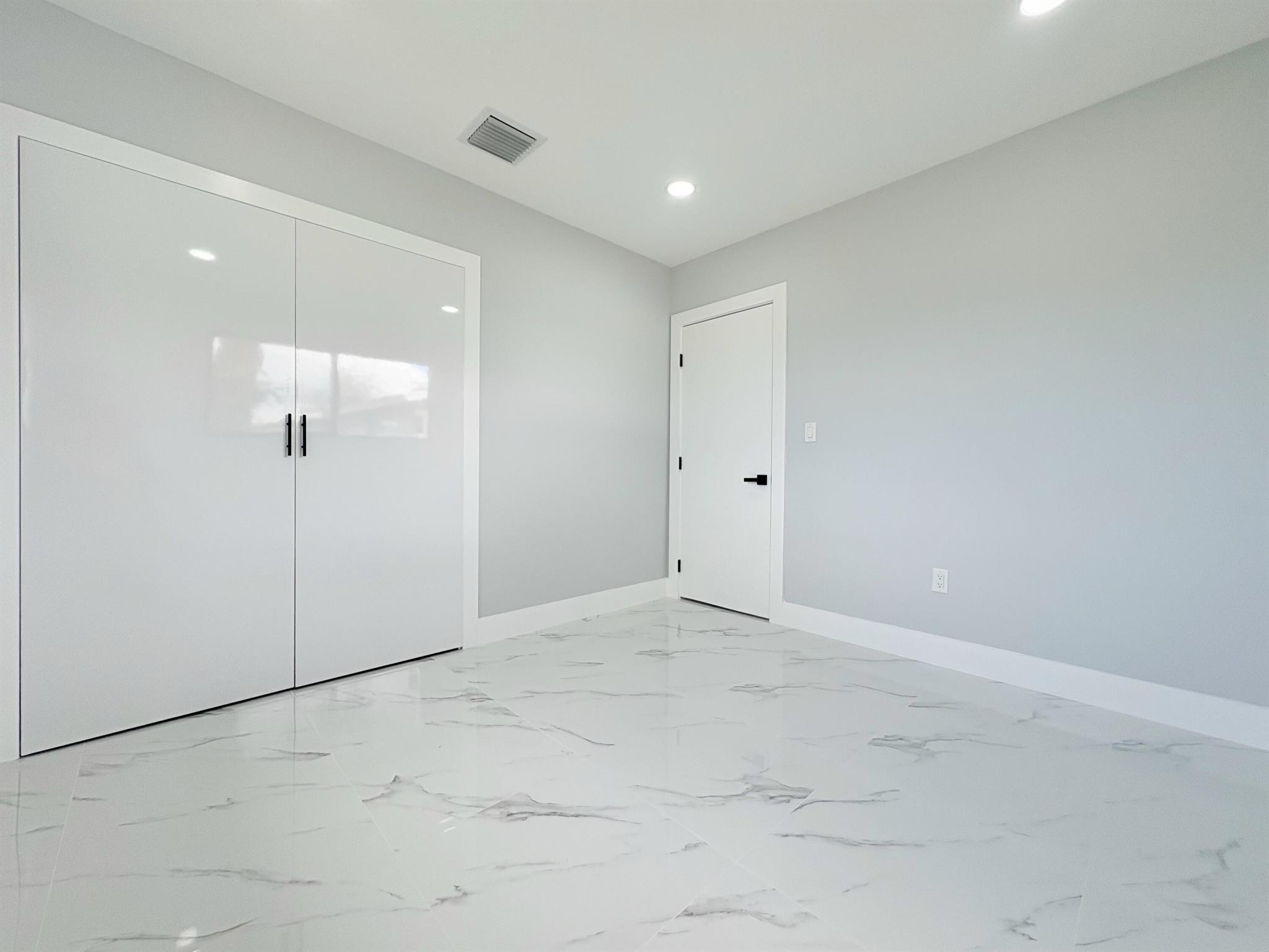 PALM SPRINGS VILLAGE PL 1 - Residential