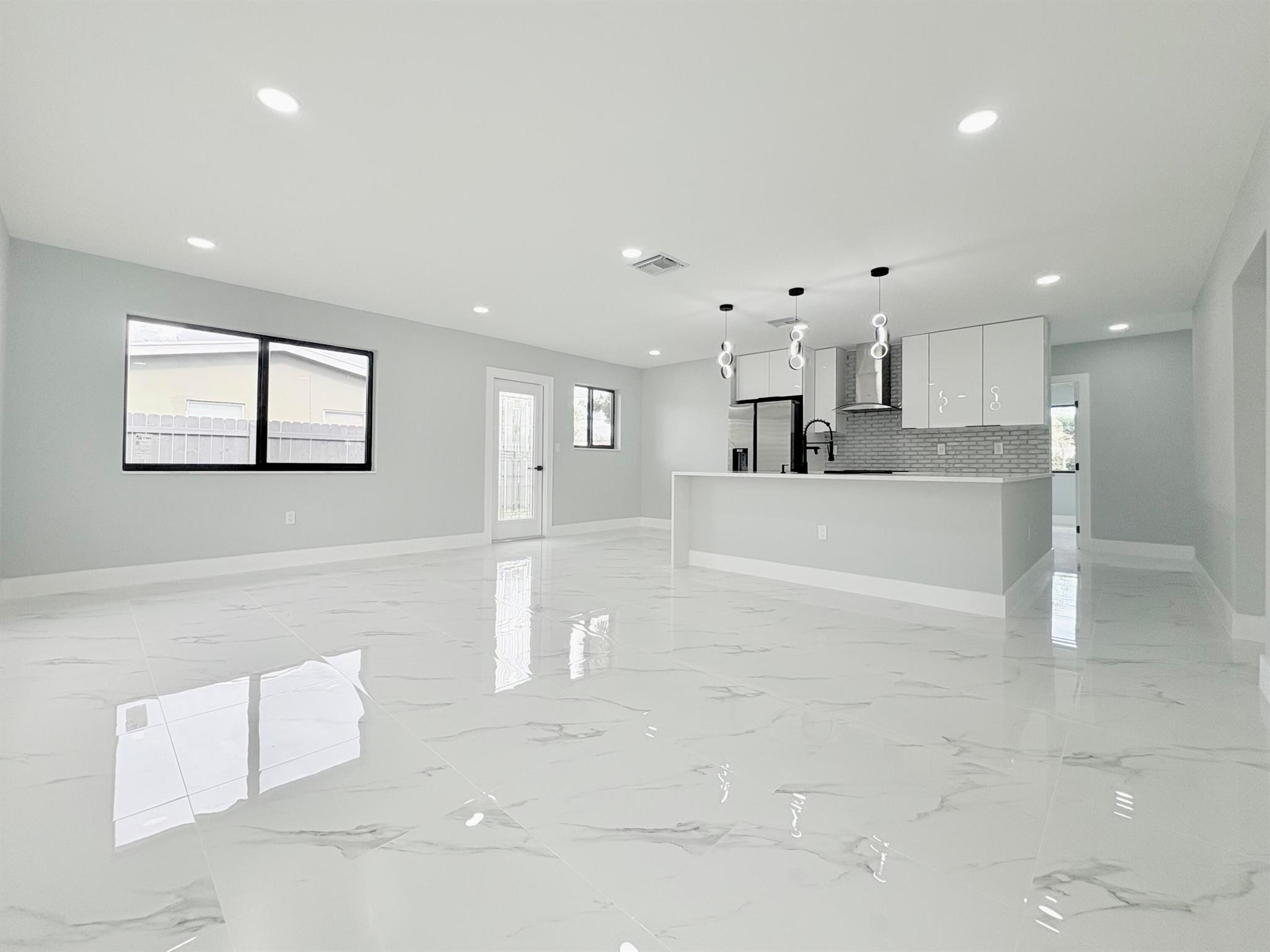 PALM SPRINGS VILLAGE PL 1 - Residential