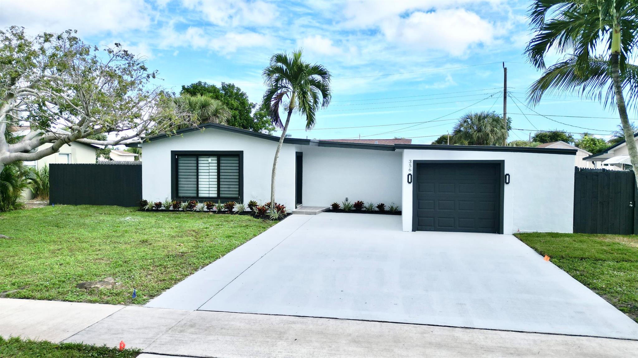 PALM SPRINGS VILLAGE PL 1 - Residential