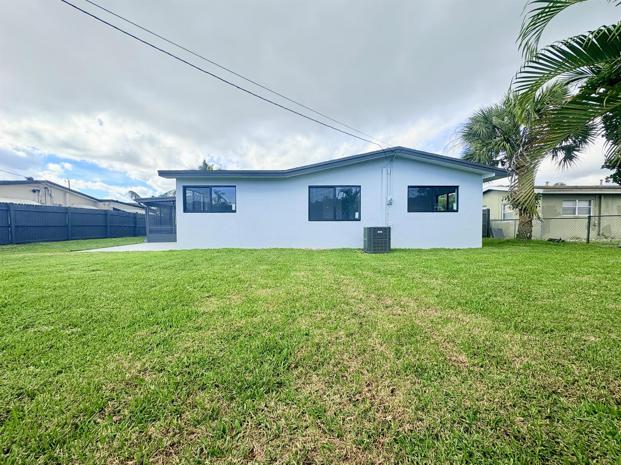 PALM SPRINGS VILLAGE PL 1 - Residential