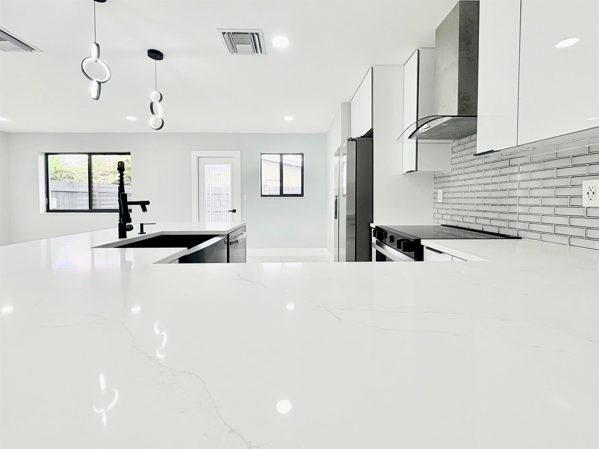 PALM SPRINGS VILLAGE PL 1 - Residential